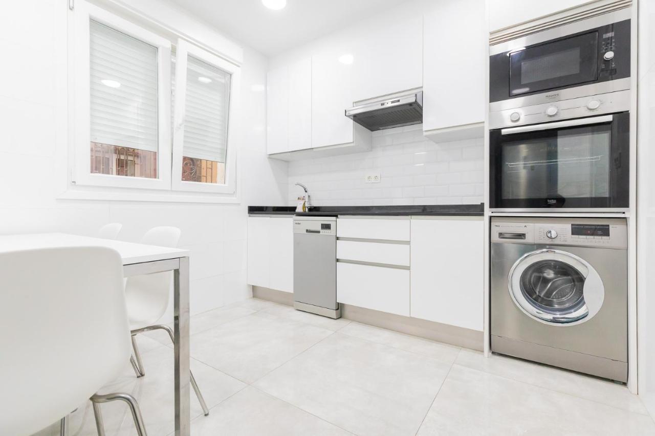 Comfy Old Town Apartment By Next Stop Bilbao Bagian luar foto