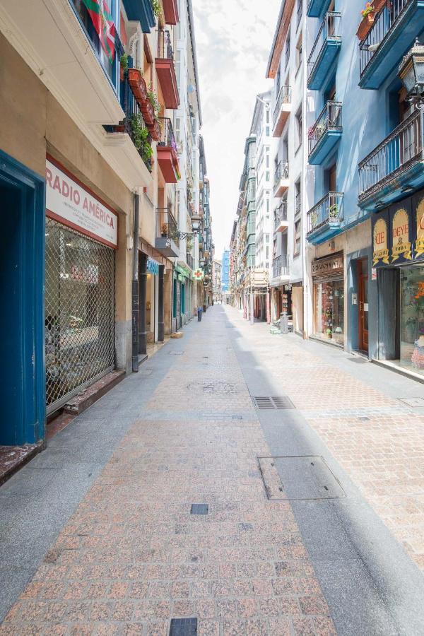 Comfy Old Town Apartment By Next Stop Bilbao Bagian luar foto
