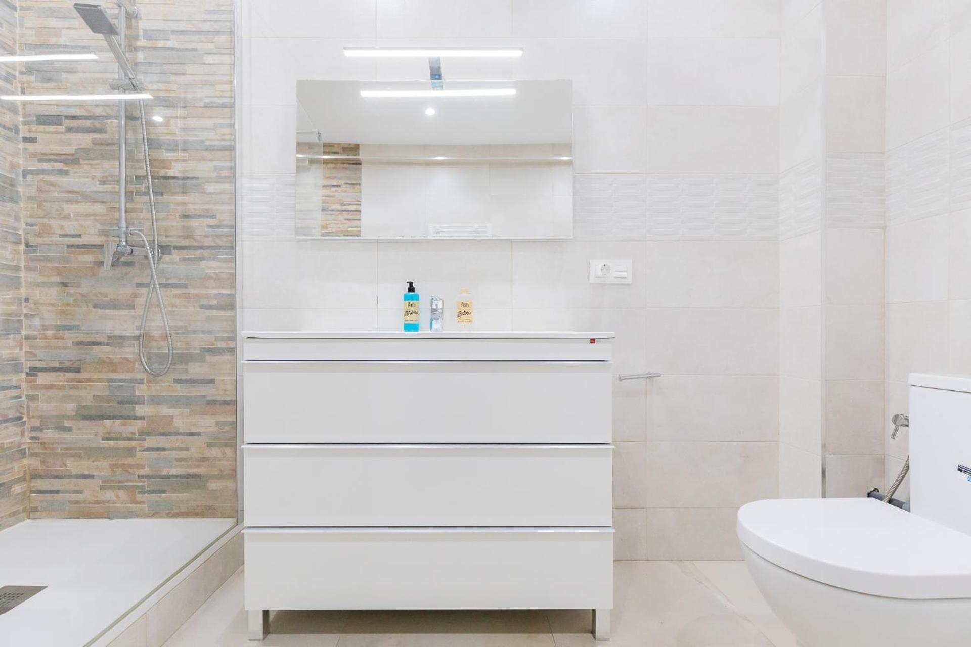 Comfy Old Town Apartment By Next Stop Bilbao Bagian luar foto